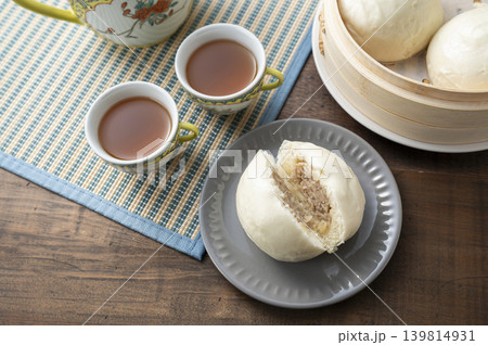 肉まんで飲茶 肉まんで飲茶 139814931
