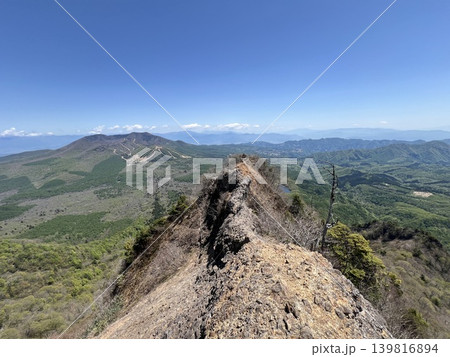 戸隠山の危険個所　蟻の塔渡り 139816894