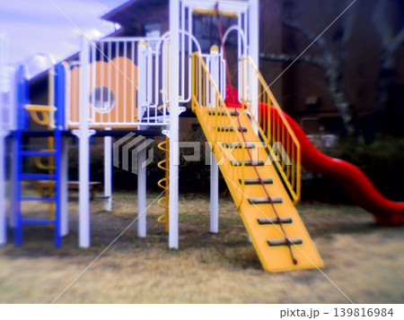 子供たちのための屋外アスレチック設備 子供たちのための屋外アスレチック設備 139816984