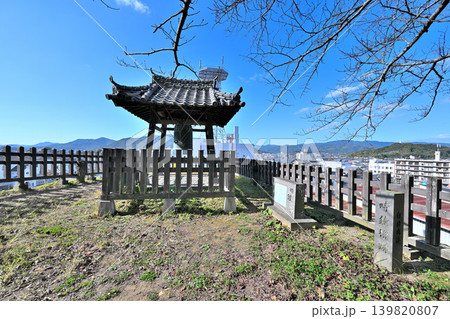 キリシタン大名として有名な大友宗麟の居城 大分県「臼杵城」の城門と石垣の様子 キリシタン大名として有名な大友宗麟の居城 大分県「臼杵城」の城門と石垣の様子 139820807
