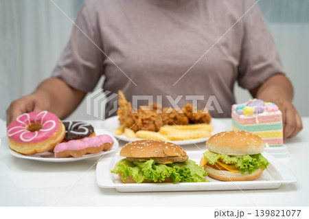 Junk food no good health eating for diet. Junk food no good health eating for diet. 139821077