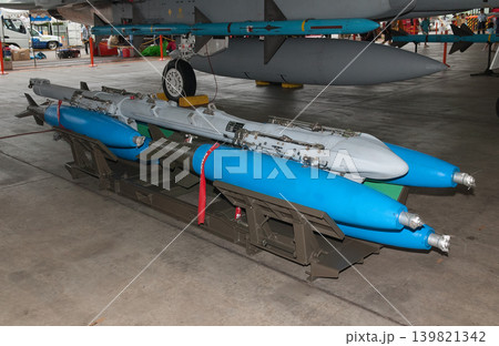 航空自衛隊F-15Jイーグルと500lb爆弾 139821342