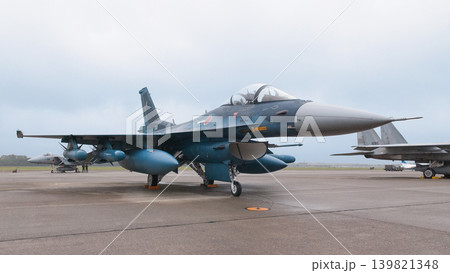 ASM-2ミサイル装備の航空自衛隊F-2A戦闘機 139821348