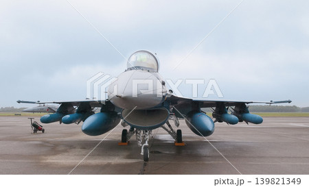 ASM-2ミサイル装備の航空自衛隊F-2A戦闘機 ASM-2ミサイル装備の航空自衛隊F-2A戦闘機 139821349