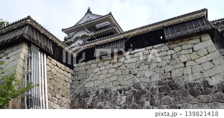 難攻不落の伊予松山城の櫓 139821418