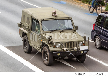陸上自衛隊　73式小型トラック 139823210