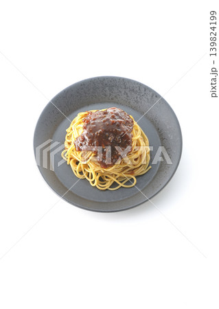 スパゲッティミートソースを白背景で単品撮影 139824199