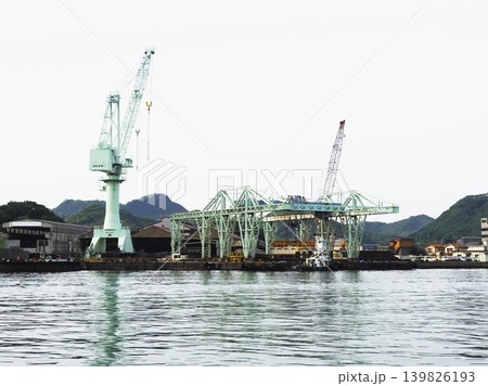 瀬戸内海の造船所 瀬戸内海の造船所 139826193