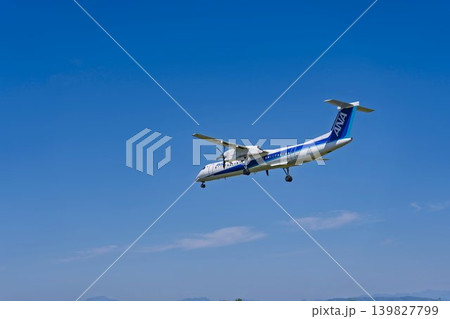 青空の仙台空港 着陸中の飛行機 宮城県名取市 青空の仙台空港 着陸中の飛行機 宮城県名取市 139827799
