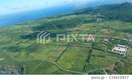 飛行機の窓から見た風景 飛行機の窓から見た風景 139828957