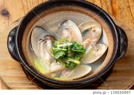 はまぐり出汁蒸し 貝の旨味が広がる和風蒸し料理 139830997