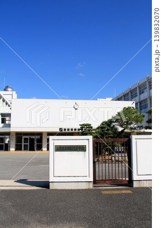 兵庫県立西脇高等学校 兵庫県立西脇高等学校 139832070