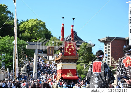 亀崎潮干まつりの神前神社前曳き廻し 愛知 亀崎潮干まつりの神前神社前曳き廻し 愛知 139832115