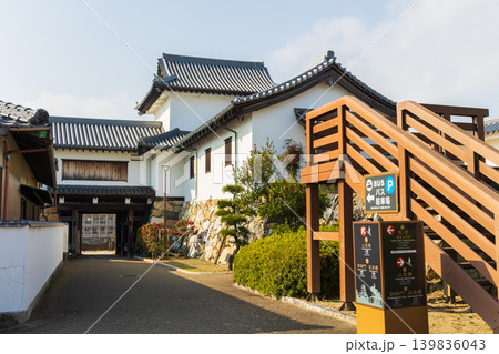 冬の愛媛県今治市 日本100名城 今治城 山里櫓 冬の愛媛県今治市 日本100名城 今治城 山里櫓 139836043