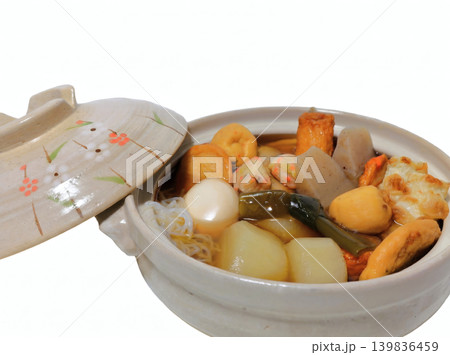 冬の定番料理 おでん鍋 冬の定番料理 おでん鍋 139836459