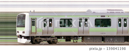山手線通勤型電車E231系500番台第504編成の先頭車のスリット写真 139841198