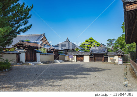 法隆寺夢殿 中宮寺の門前風景 法隆寺夢殿 中宮寺の門前風景 139844393