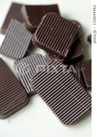 70%カカオの割チョコレート 高カカオチョコレート 70%カカオの割チョコレート 高カカオチョコレート 139844462
