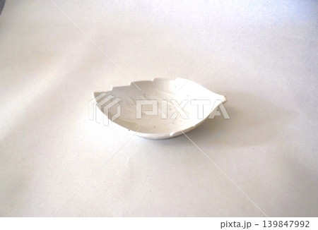 木の葉型の小皿・豆皿 木の葉型の小皿・豆皿 139847992