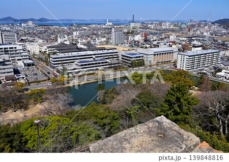 讃岐国　丸亀城の石垣や櫓等の様子 139848816