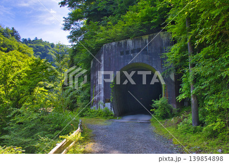 【神奈川県】新青崩隧道~ユーシン渓谷へのハイキングコース 【神奈川県】新青崩隧道~ユーシン渓谷へのハイキングコース 139854898
