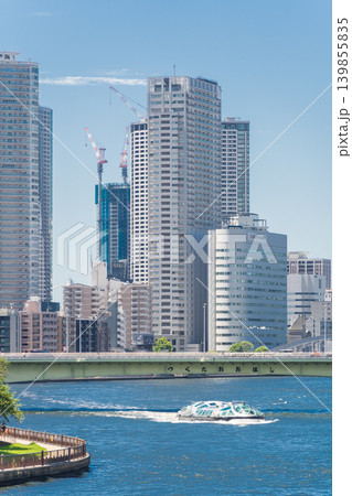 「東京都」隅田川を走る水上バス・ホタルナ 中央区 「東京都」隅田川を走る水上バス・ホタルナ 中央区 139855835