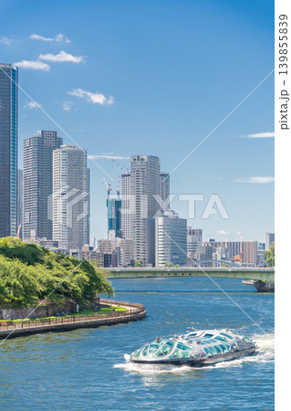 「東京都」隅田川を走る水上バス・ホタルナ 中央区 「東京都」隅田川を走る水上バス・ホタルナ 中央区 139855839