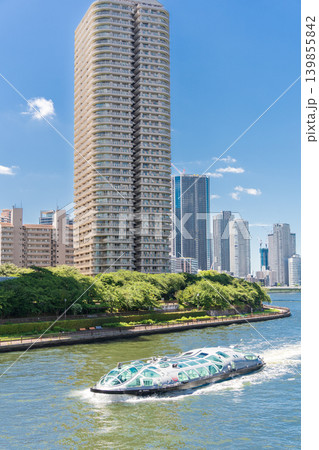 「東京都」隅田川を走る水上バス・ホタルナ 中央区 「東京都」隅田川を走る水上バス・ホタルナ 中央区 139855842