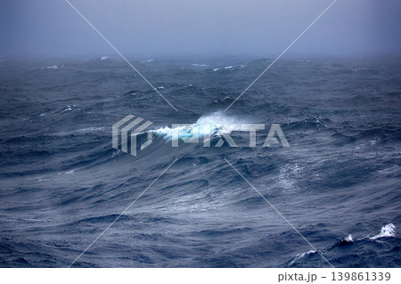 Kara sea (basin of Arctic ocean) in high Arctic Kara sea (basin of Arctic ocean) in high Arctic 139861339