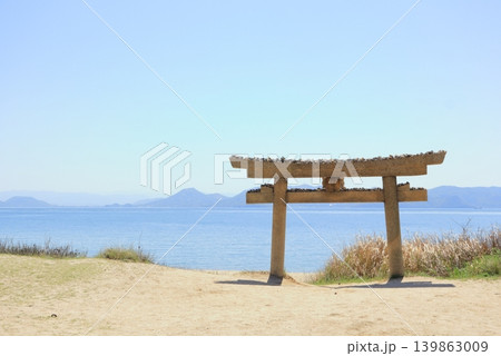 直島 恵美須神社の鳥居 直島 恵美須神社の鳥居 139863009