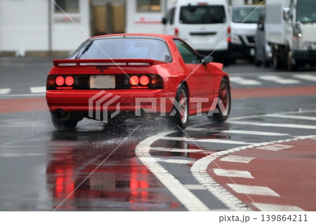 赤い国産スポーツカー 赤い国産スポーツカー 139864211