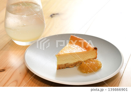 チーズケーキとレモネード チーズケーキとレモネード 139866901