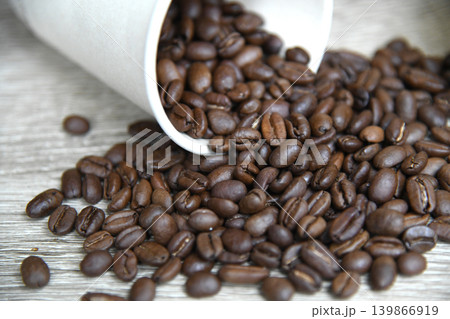 コーヒー豆 139866919