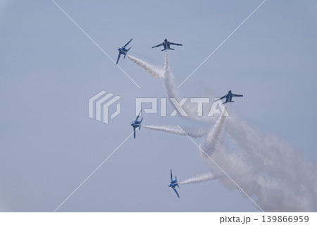 青空と松島基地のブルーインパルス 宮城県東松島市 青空と松島基地のブルーインパルス 宮城県東松島市 139866959