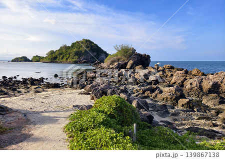 Thale Waek or Separated Sea at Ao Bo Thong Lang, Prachuap Khiri Khan Thale Waek or Separated Sea at Ao Bo Thong Lang, Prachuap Khiri Khan 139867138