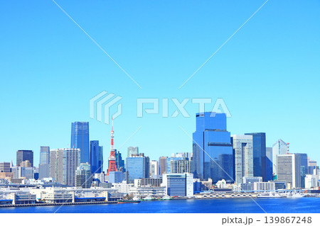 東京都港区、東京の町並みと東京タワーの風景 東京都港区、東京の町並みと東京タワーの風景 139867248