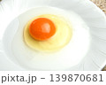 生たまご 139870681