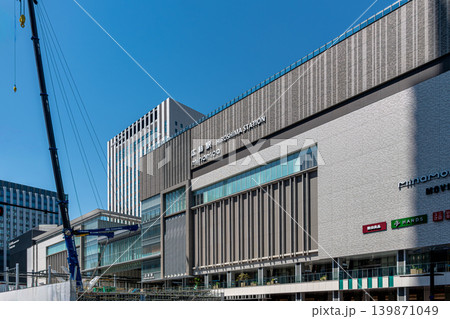 オープンしても工事が続く広島駅 オープンしても工事が続く広島駅 139871049