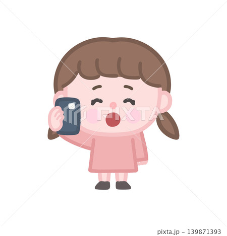 ニッコリスマホ通話する女の子 ニッコリスマホ通話する女の子 139871393