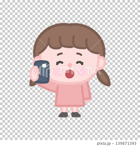 ニッコリスマホ通話する女の子 ニッコリスマホ通話する女の子 139871393