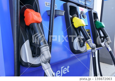 セルフスタンドの給油機 セルフスタンドの給油機 139872063