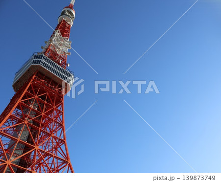 下から見上げた東京タワー 139873749