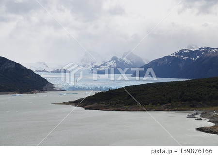 【アルゼンチン】Mirador del Glaciar Perito Moreno R11からの展望 139876166