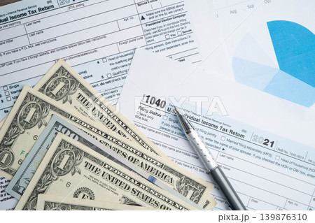 Tax form 1040 U.S. Individual Income Tax Return, business finance. Tax form 1040 U.S. Individual Income Tax Return, business finance. 139876310