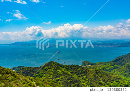日本　青空と亀老山展望公園から眺めるしまなみ海道 139880332