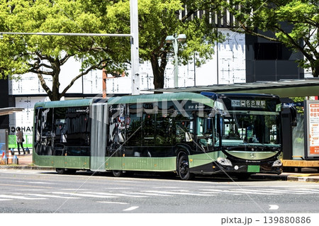 名古屋市、栄停留所に停車中のSRT 名古屋市、栄停留所に停車中のSRT 139880886
