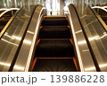 東京日比谷にあるインテルジェントビルのエスカレーターのある風景 東京日比谷にあるインテルジェントビルのエスカレーターのある風景 139886228