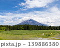 富士宮市から眺める富士山 139886380