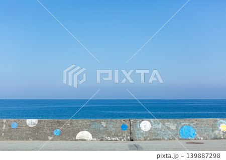 西伊豆町の大浜海水浴場 139887298