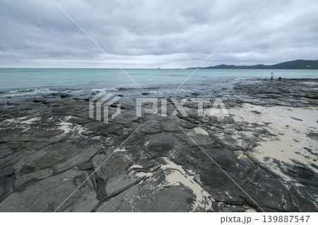 【久米島】奥武島の畳石 【久米島】奥武島の畳石 139887547